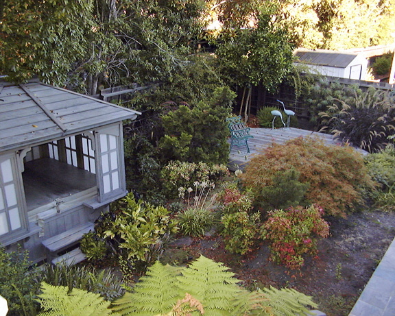 028 - The back yard was large