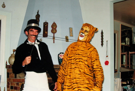 Pete-Ron-Halloween-80s